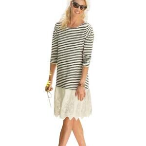 Soft Surroundings Left Bank Eyelet Hem Long Sleeve Dress